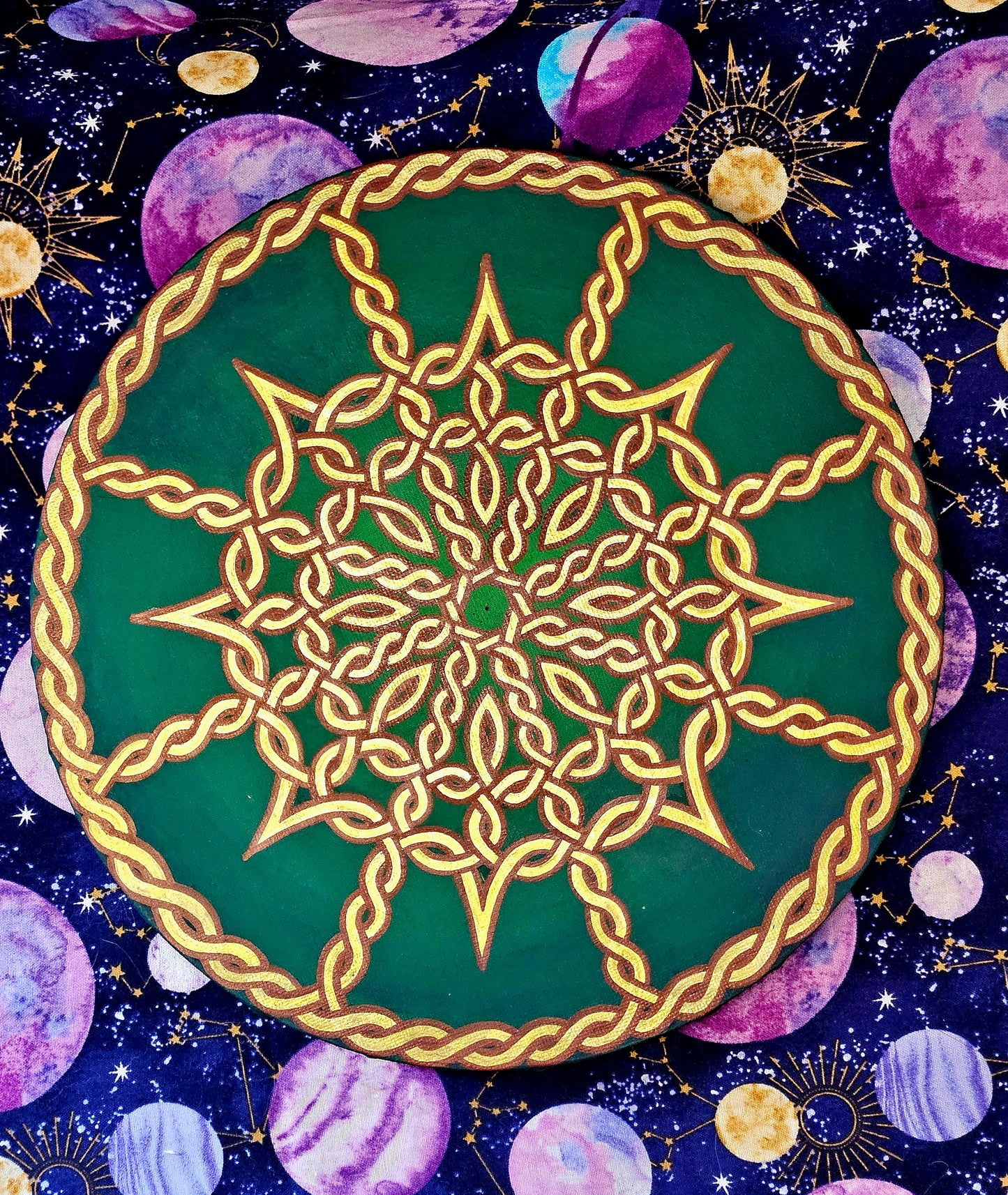 Eight-Pointed Star Celtic Knot Hand-Painted Round Canvas Wall Art