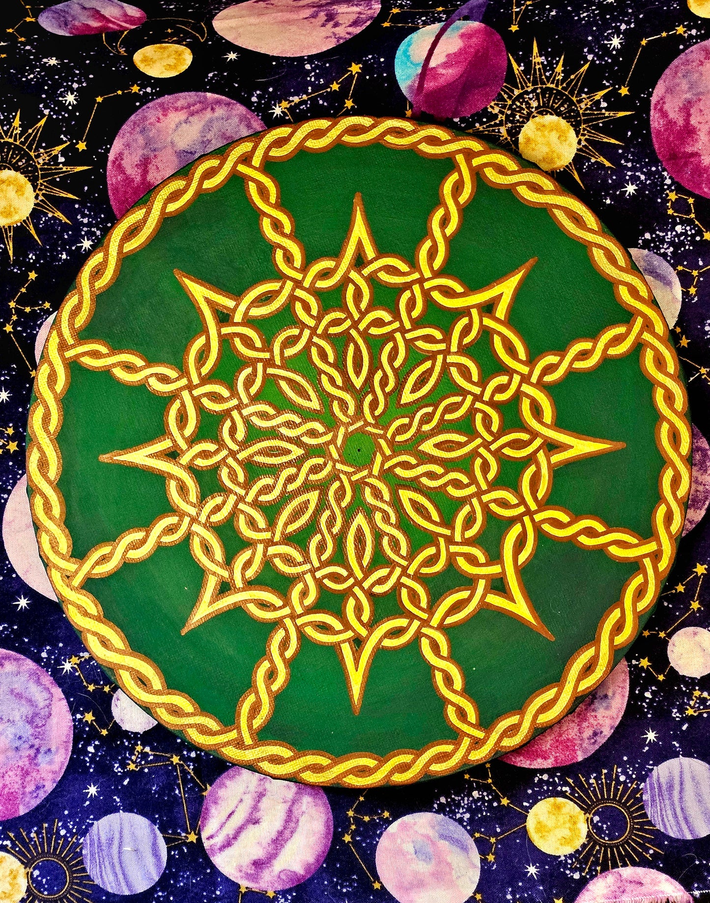 Eight-Pointed Star Celtic Knot Hand-Painted Round Canvas Wall Art