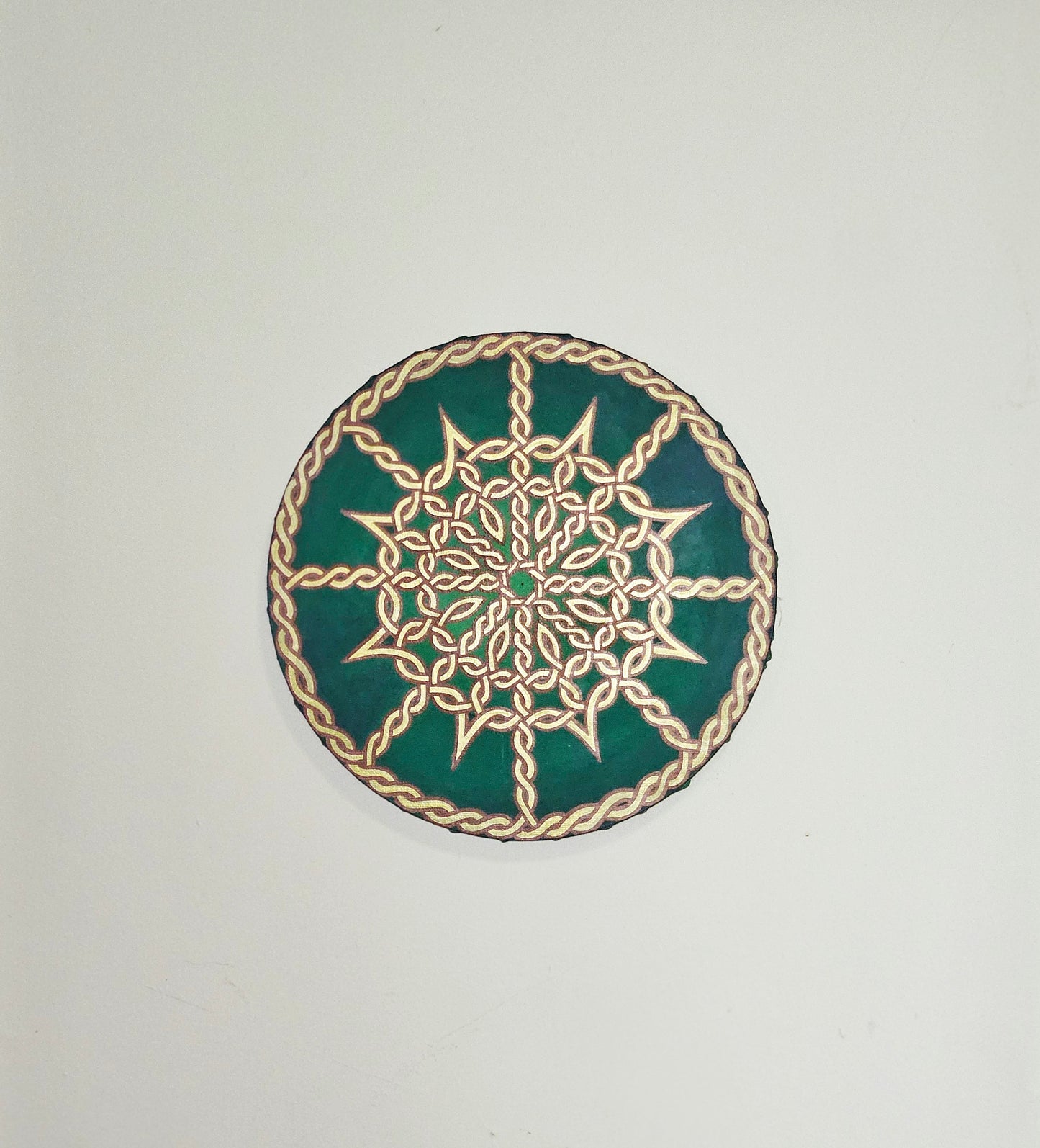 Eight-Pointed Star Celtic Knot Hand-Painted Round Canvas Wall Art