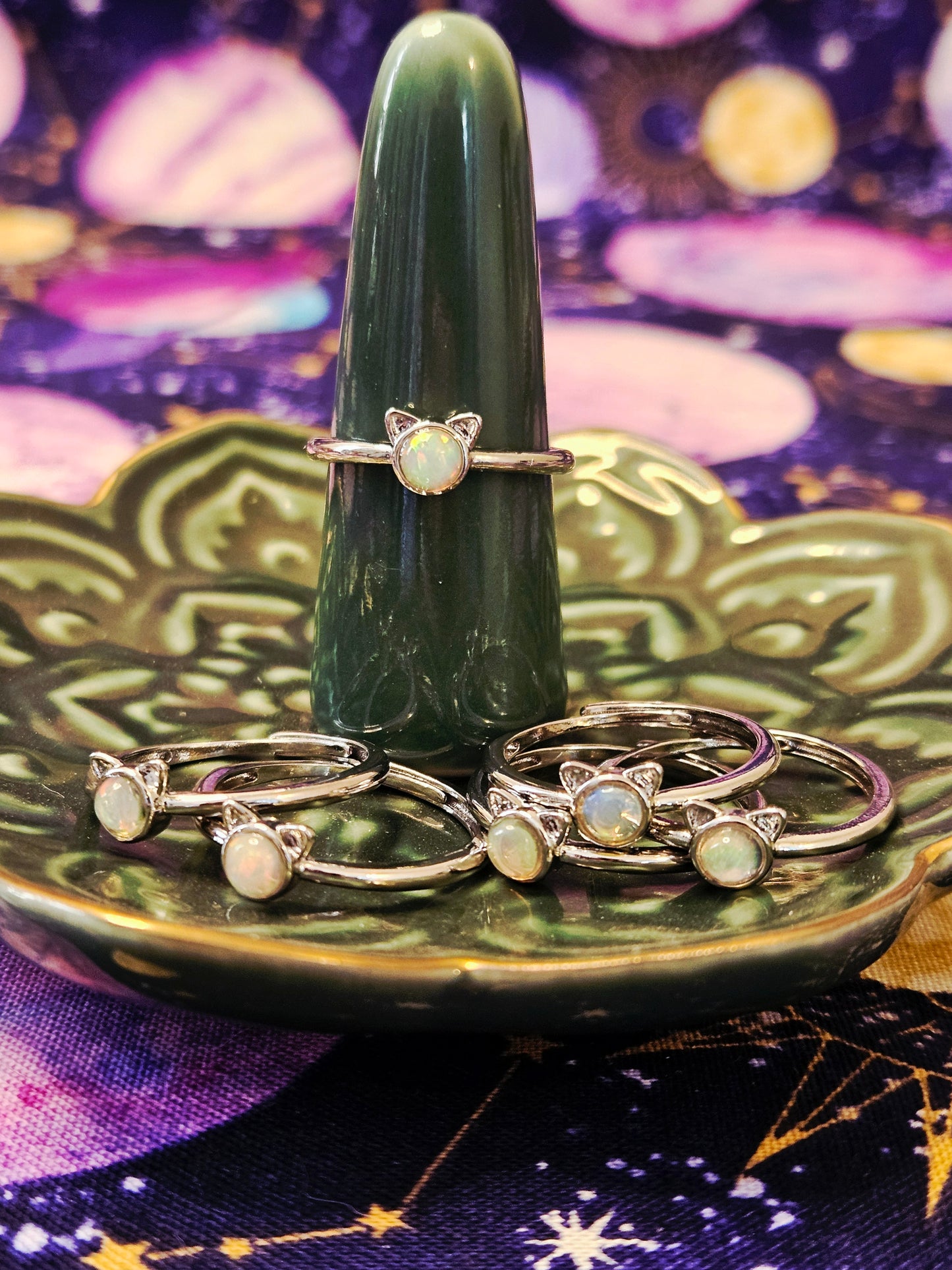 Opal Cat Ring - Adjustable Crystal Ring for Emotional Healing & Creativity