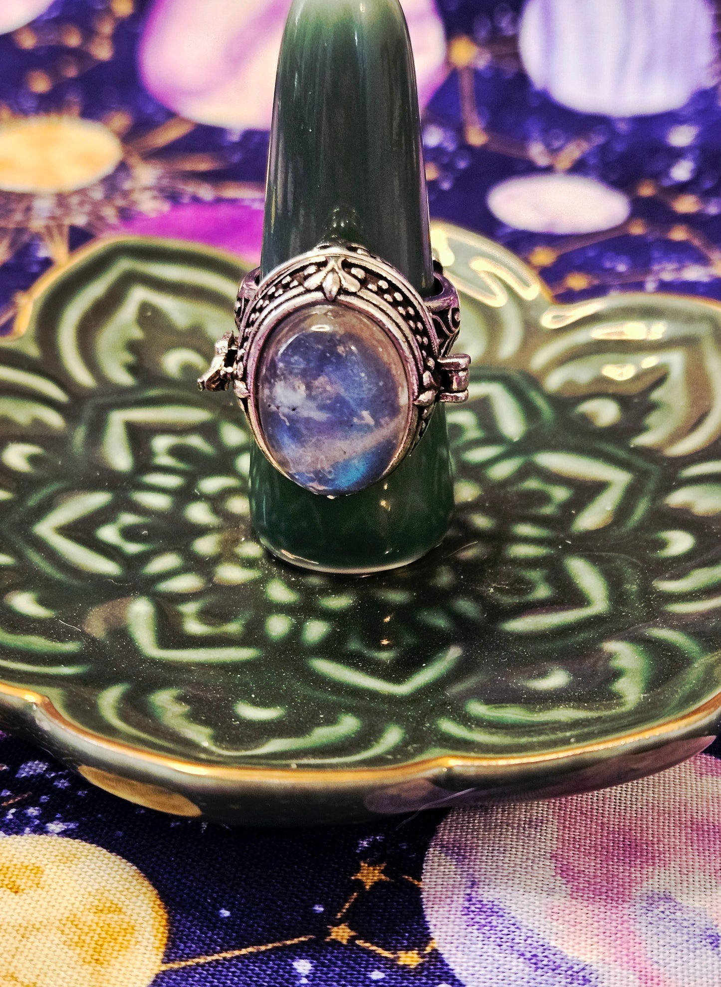 Labradorite Poison Compartment Ring - Adjustable Crystal Ring for Protection & Transformation