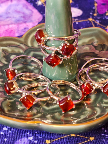 Garnet Rhombus Ring - Adjustable Crystal Jewelry for Passion & Protection