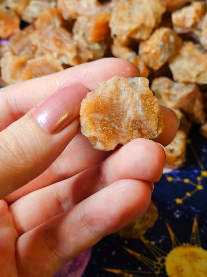 High Quality Raw Sunstone Crystals - 5 Piece Natural Stone Set for Joy & Abundance