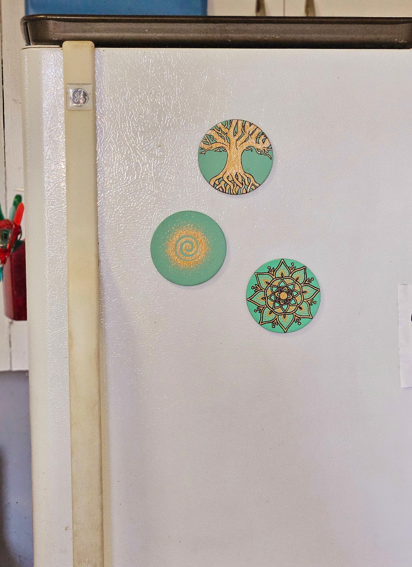 Golden Flower Mandala Hand-Painted Round Fridge Magnet