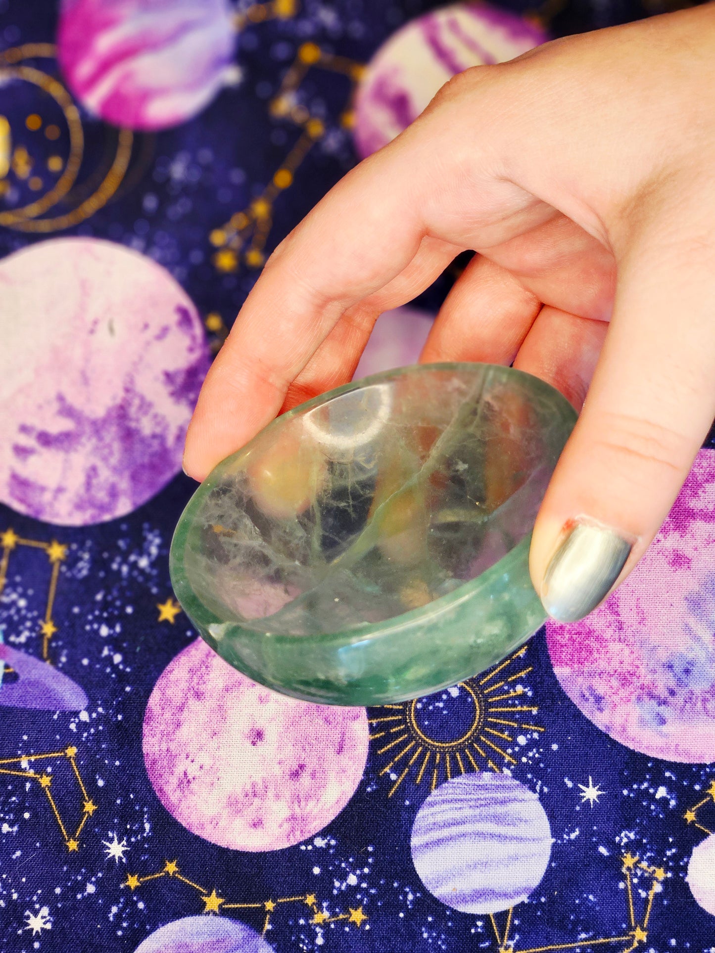 Round Green Fluorite Bowl - Crystal Bowl for Clarity & Emotional Healing