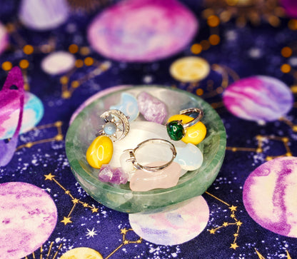 Round Green Fluorite Bowl - Crystal Bowl for Clarity & Emotional Healing
