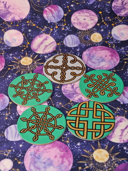 Celtic Knot Pirates Wheel Magnet - 3inch Round Hand-Painted Irish Decor